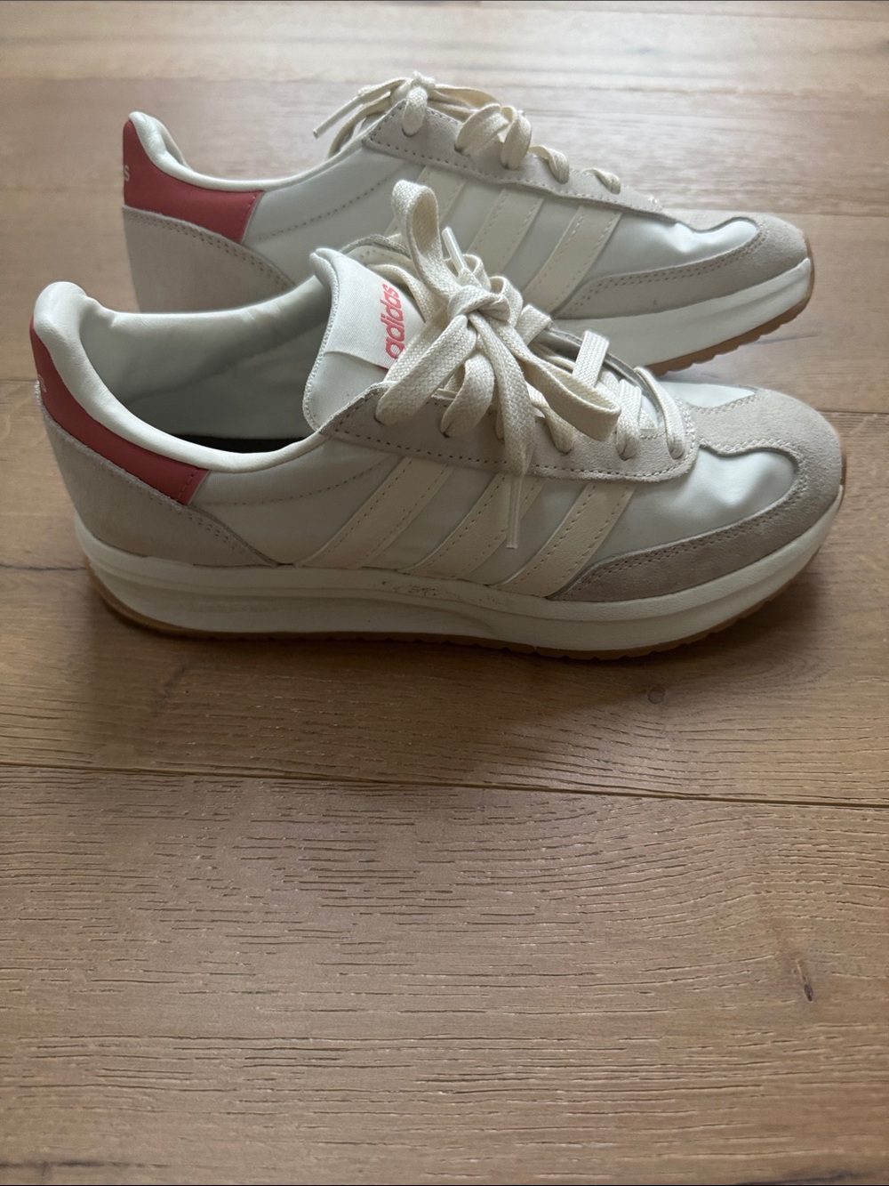 adidas Women's Cream & Pink Retro Runner Sneakers